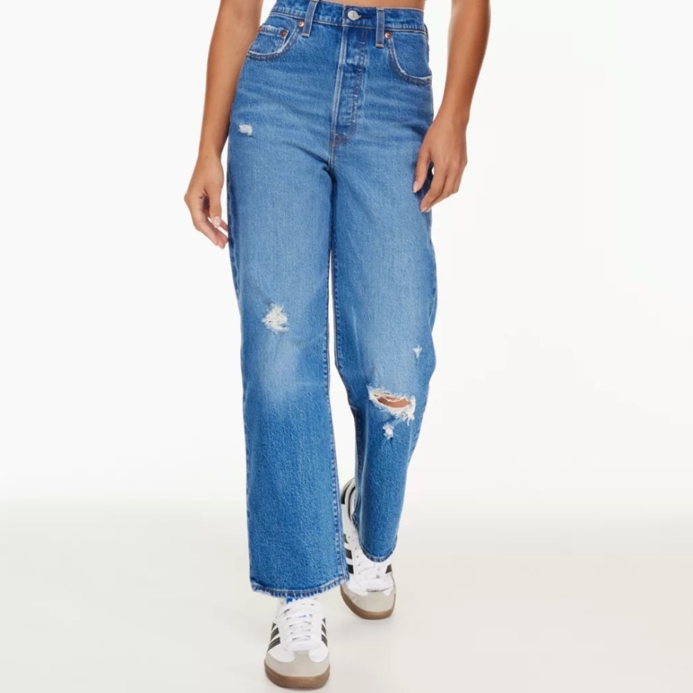 Levi’s Ribcage Straight Ankle Jeans